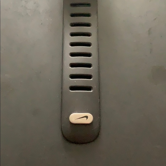 Nike watch - Picture 2 of 3